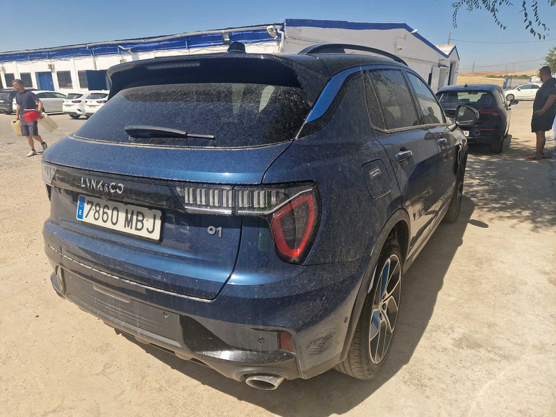 Foto LYNK & CO 01 3