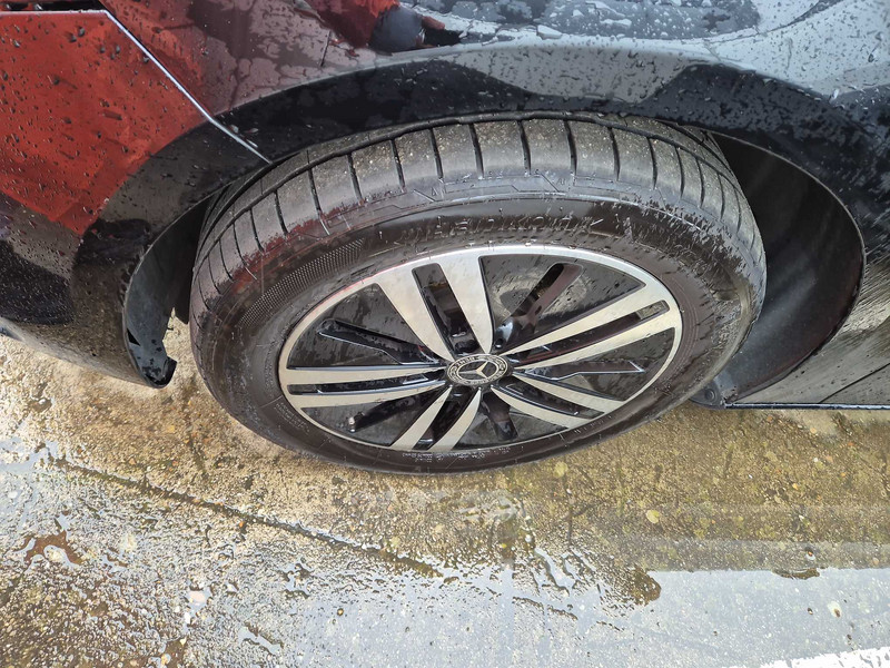 Foto Mercedes Benz A 250 e 8G-DCT 23