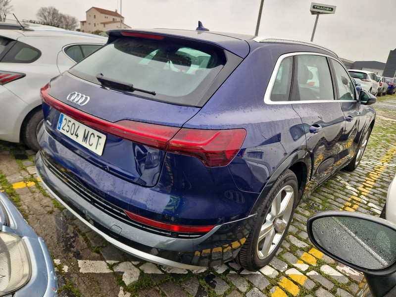 Foto Audi Q4 e-tron 3