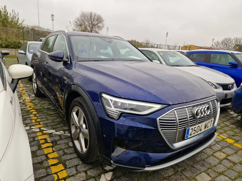 Foto Audi Q4 e-tron 4