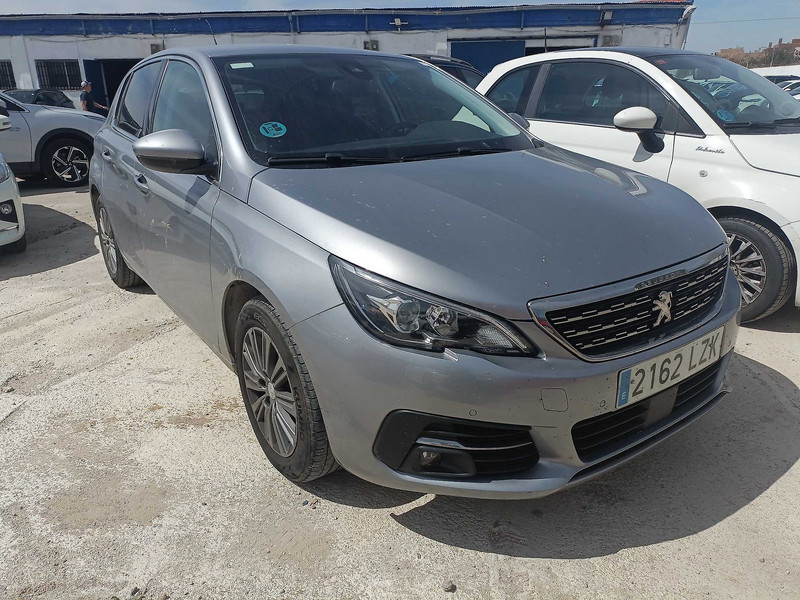 Foto Peugeot 308 GTi 308 1.2 PureTech S&S Allure Pack EAT8 130 4