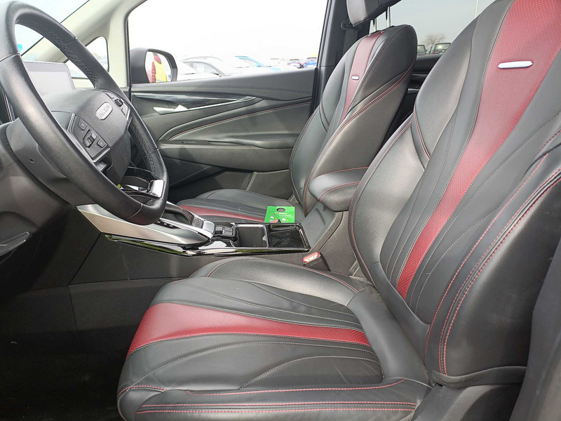 Foto MAXUS Euniq 5 12