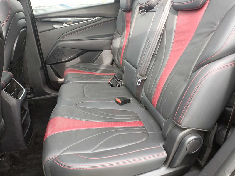 Foto MAXUS Euniq 5 13