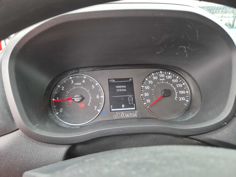 Foto Renault Trafic Master Fg. Energy Blue dCi L1H1 3500 T 110kW 8
