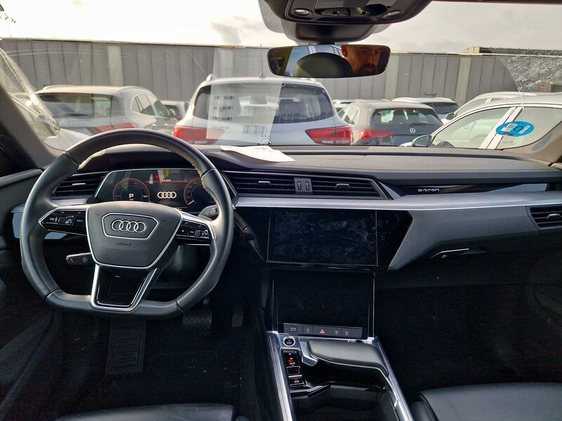 Foto Audi E-TRON 14