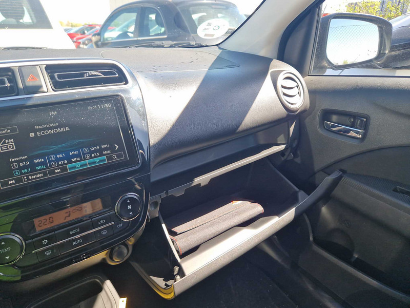 Foto Mitsubishi Space Star 11