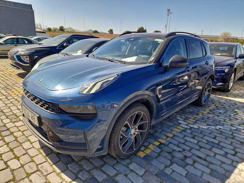 Foto LYNK & CO 01 1