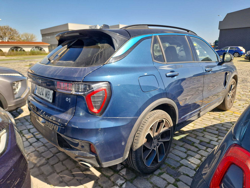 Foto LYNK & CO 01 3