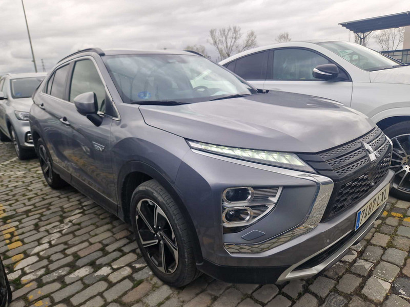 Foto Mitsubishi Eclipse Cross 4