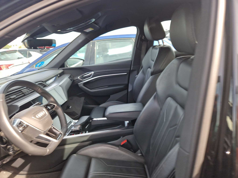 Foto Audi E-TRON 12