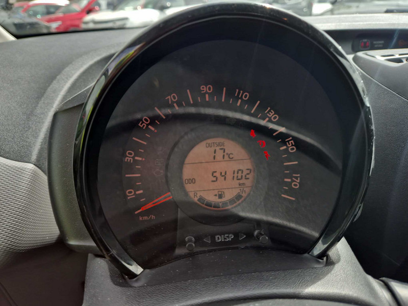 Foto Peugeot 108 8