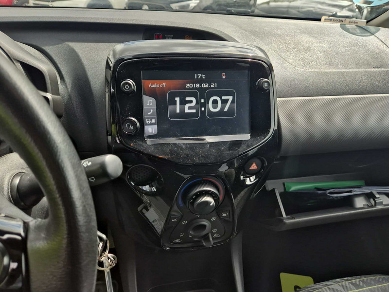 Foto Peugeot 108 9
