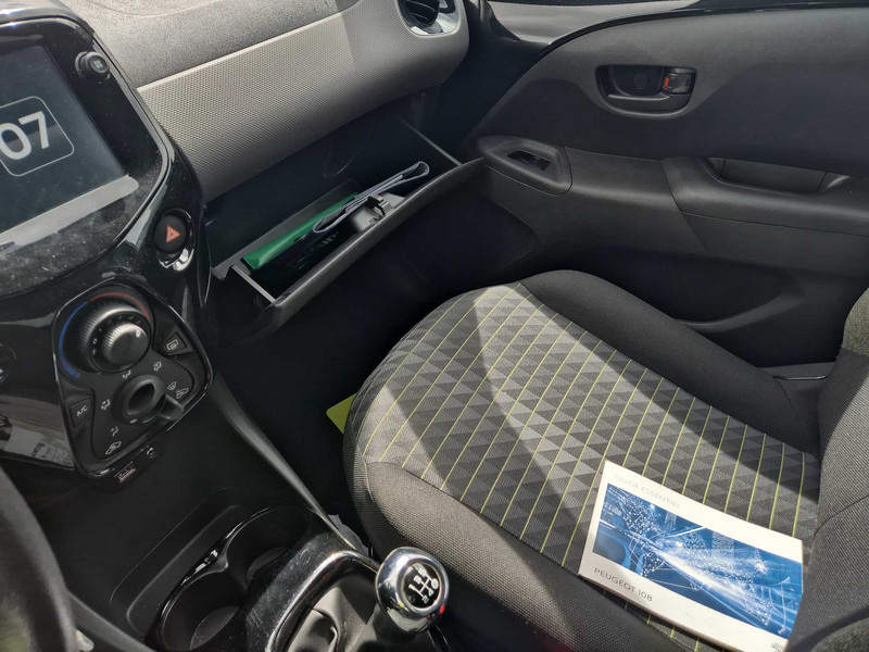 Foto Peugeot 108 10