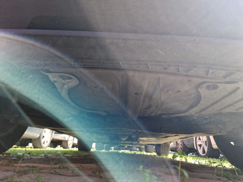 Foto Volkswagen T-CROSS 15