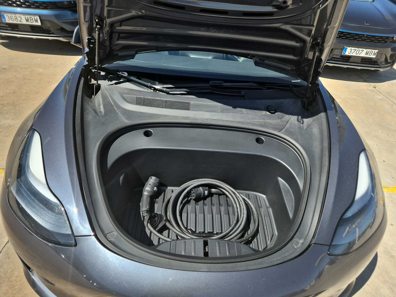 Foto Tesla Model 3 10