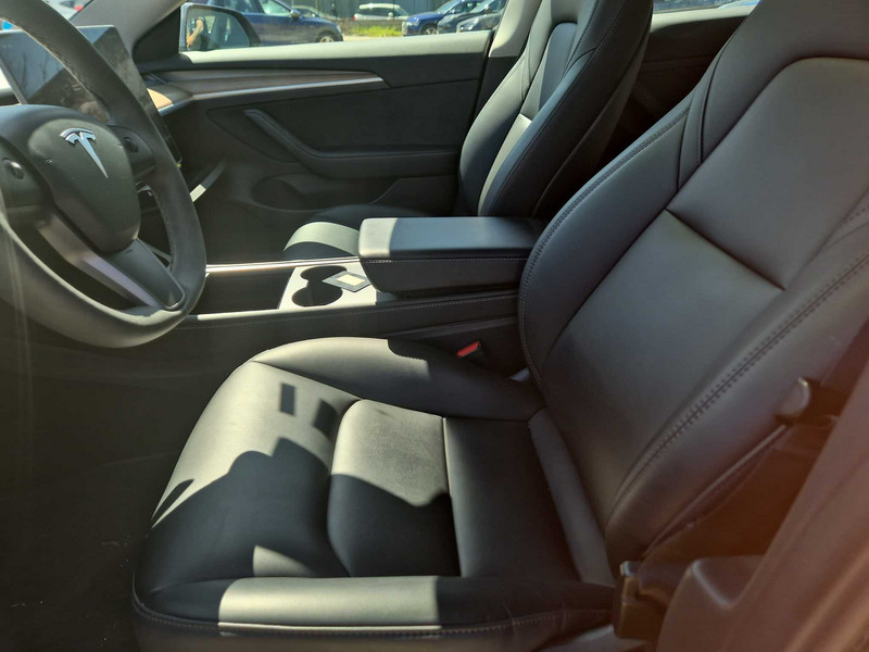 Foto Tesla Model 3 11