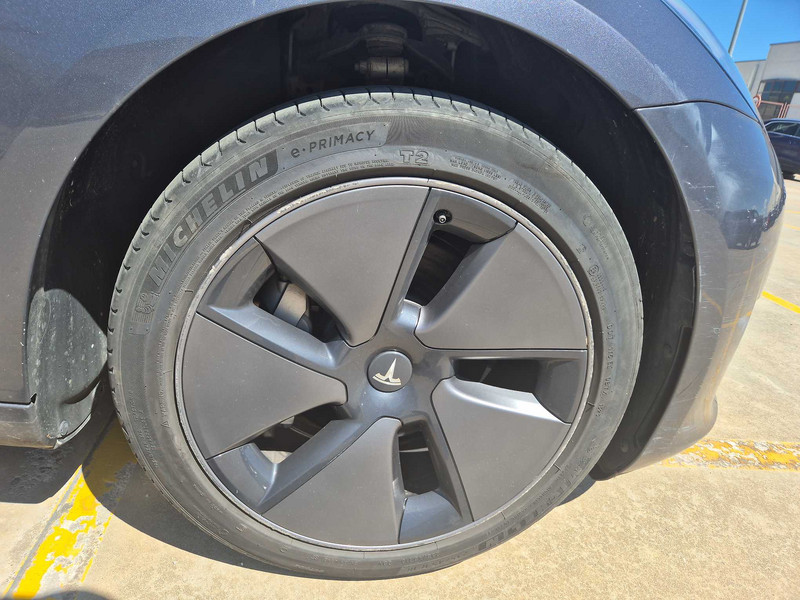 Foto Tesla Model 3 23
