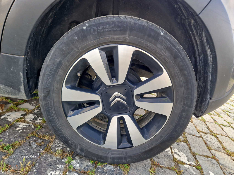 Foto Citroën C3 Aircross SUV C3 1.2 PureTech S&S Feel Pack 83 22