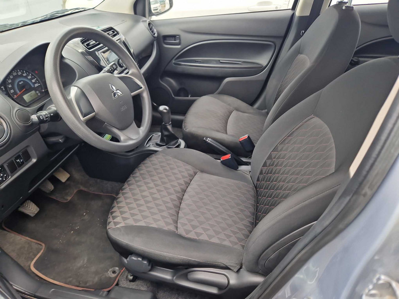 Foto Mitsubishi Space Star 12