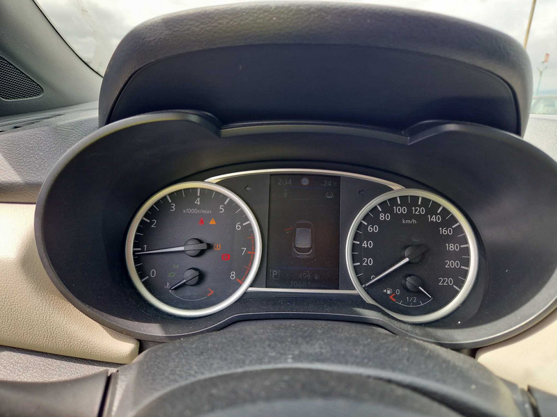 Foto Nissan Micra 9