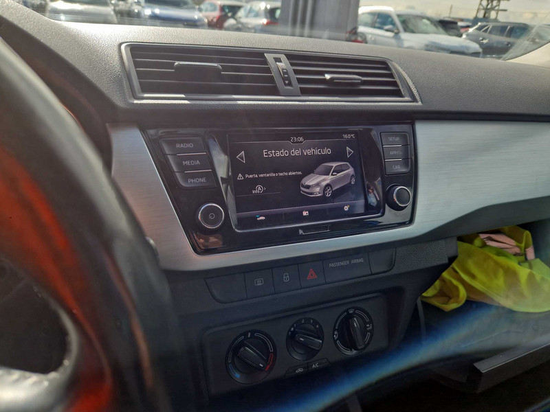 Foto Skoda Fabia 10