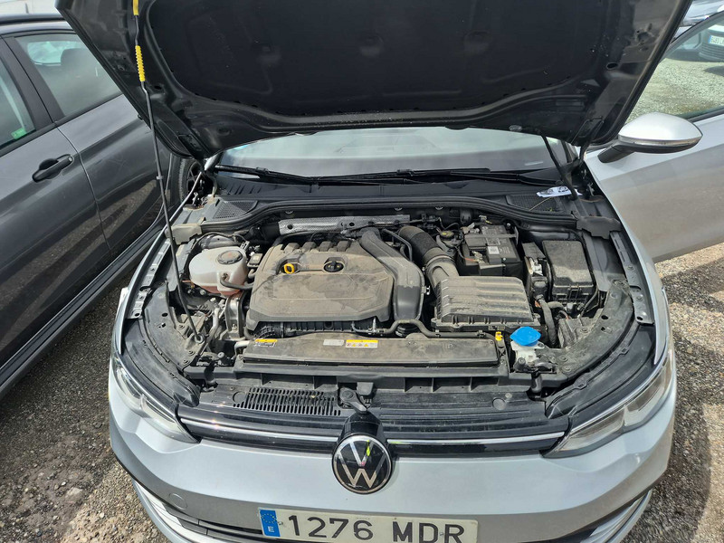 Foto Volkswagen Golf 8