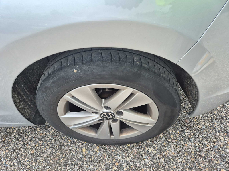 Foto Volkswagen Golf 21