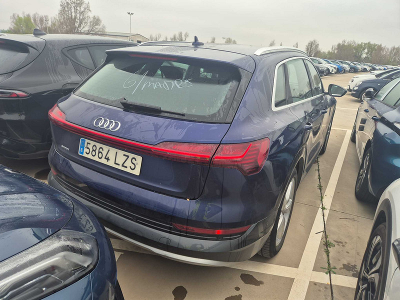 Foto Audi E-TRON 3