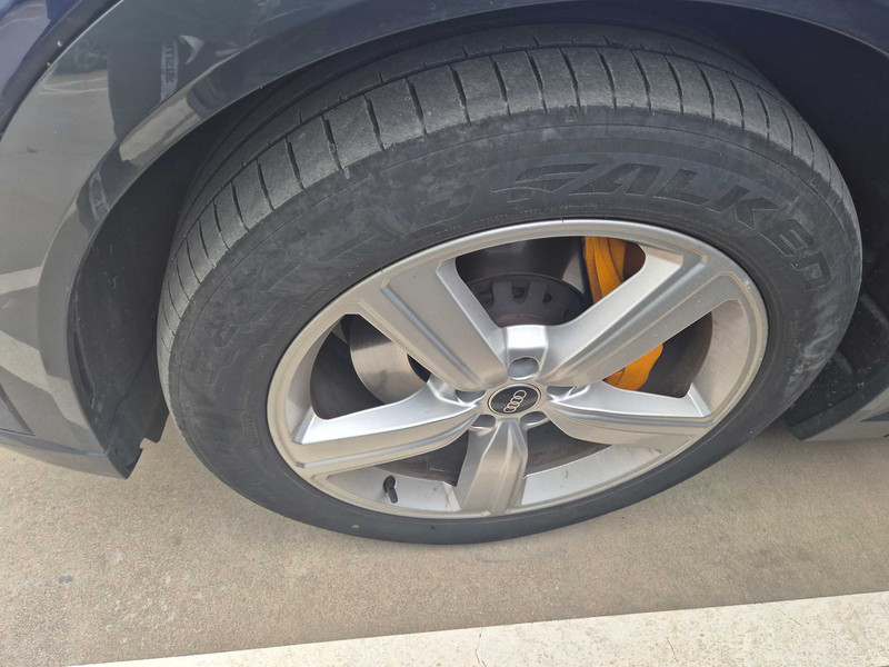 Foto Audi E-TRON 26