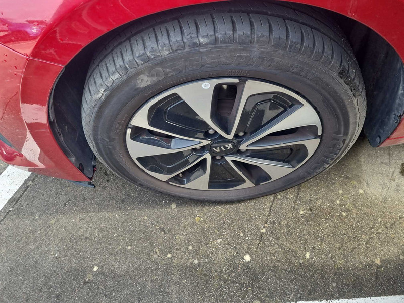 Foto Kia Cee'd Ceed Tourer 1.6 PHEV eDrive Aut. 21