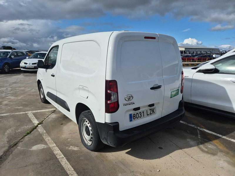 Foto Toyota Proace City 2