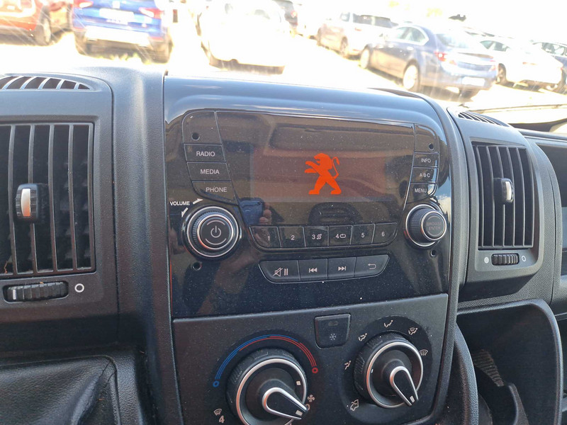 Foto Peugeot Boxer 11