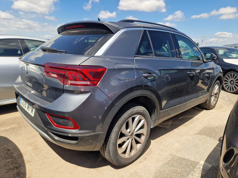 Foto Volkswagen T-Roc 3