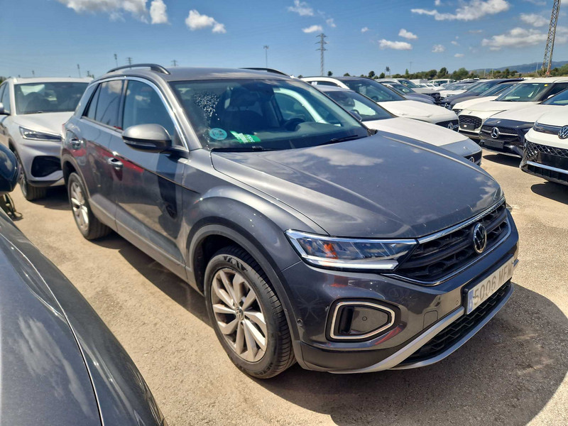 Foto Volkswagen T-Roc 4