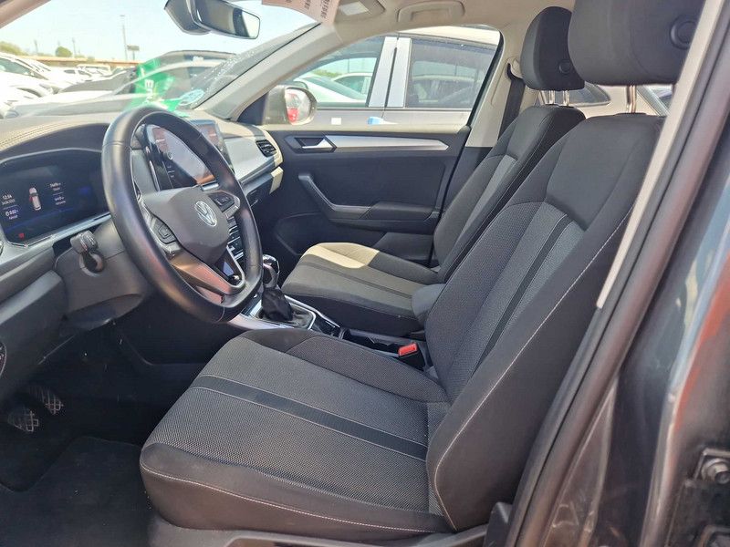 Foto Volkswagen T-Roc 12