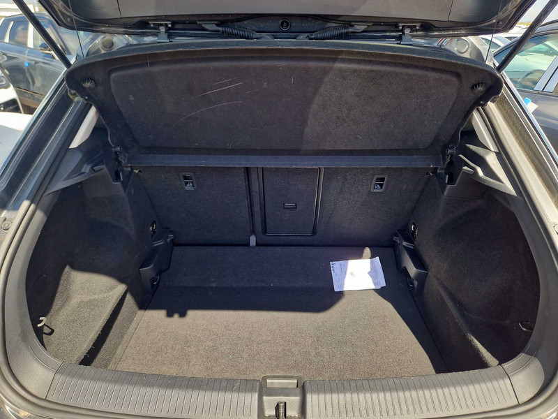 Foto Volkswagen T-Roc 16