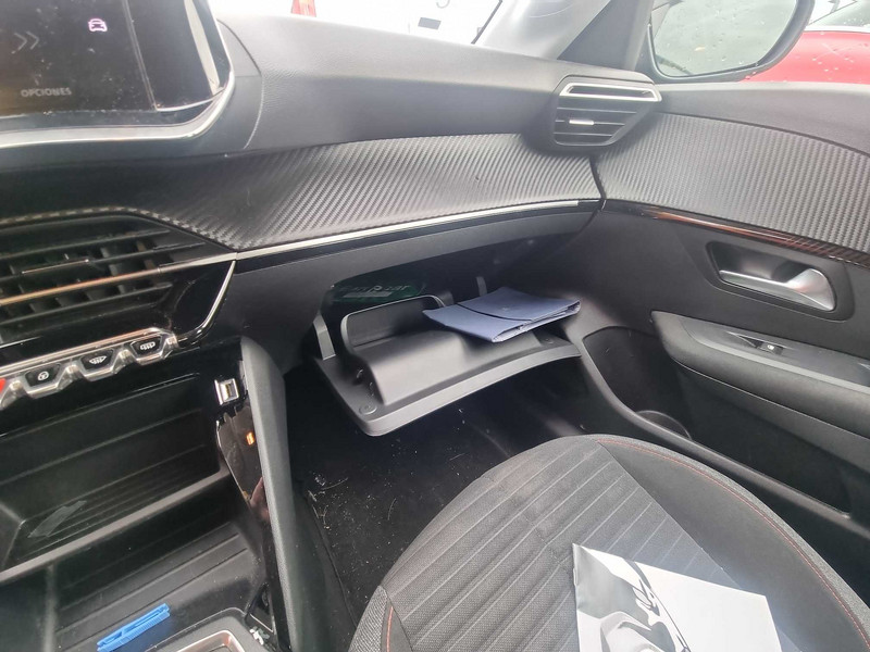 Foto Peugeot 208 11