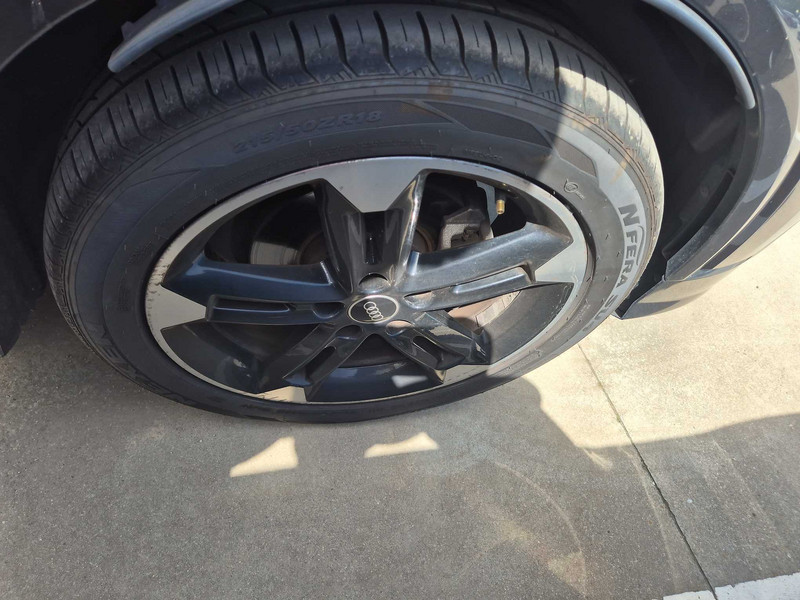 Foto Audi Q2 22