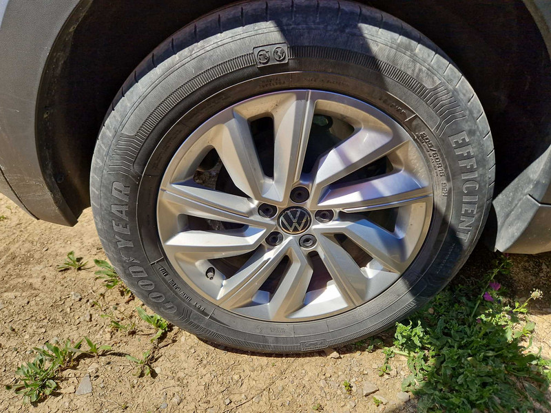 Foto Volkswagen T-CROSS 23