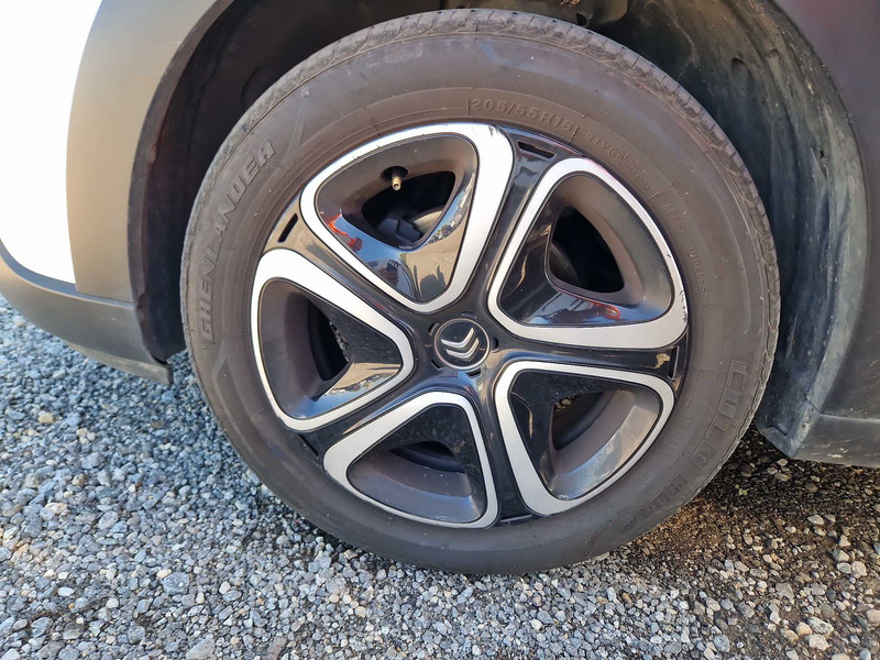 Foto Citroën C3 Aircross SUV C3 1.2 PureTech S&S Feel Pack 83 21