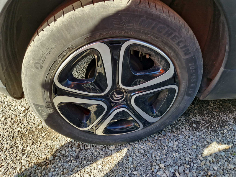 Foto Citroën C3 Aircross SUV C3 1.2 PureTech S&S Feel Pack 83 23