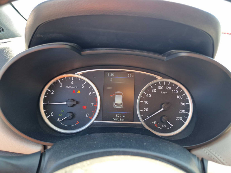 Foto Nissan Micra 9