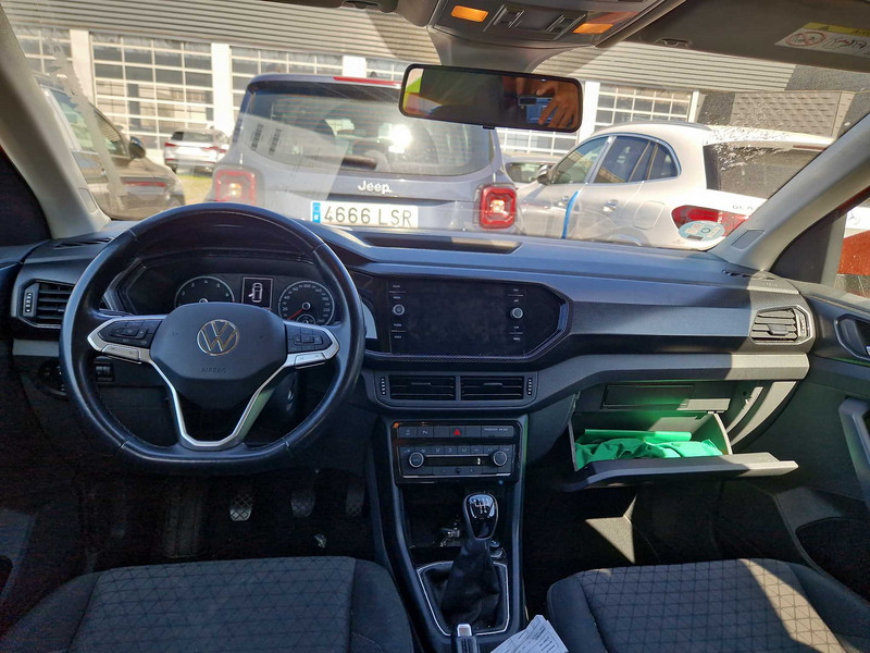 Foto Volkswagen T-CROSS 14
