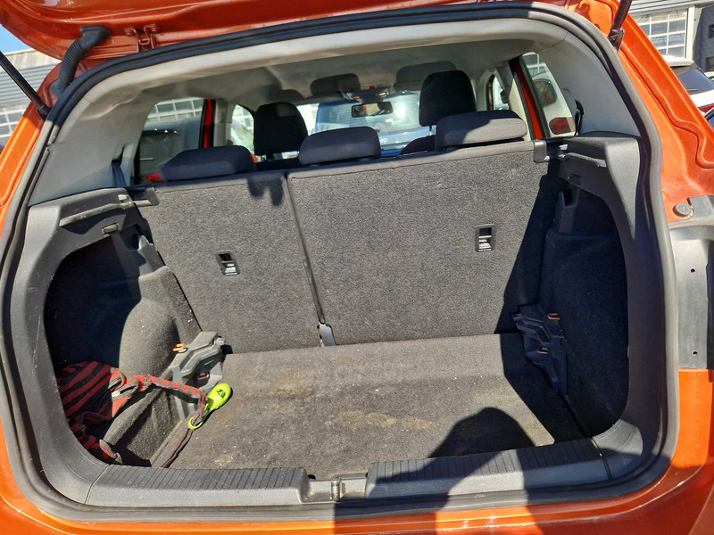 Foto Volkswagen T-CROSS 16
