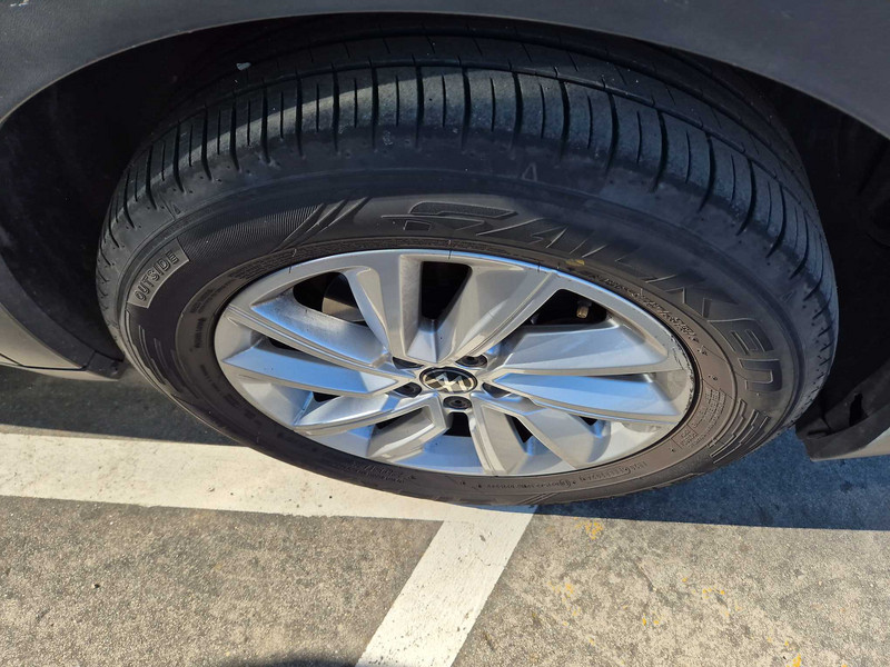 Foto Volkswagen T-CROSS 24