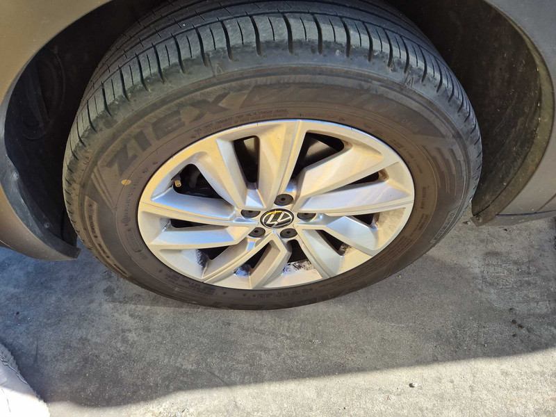 Foto Volkswagen T-CROSS 25