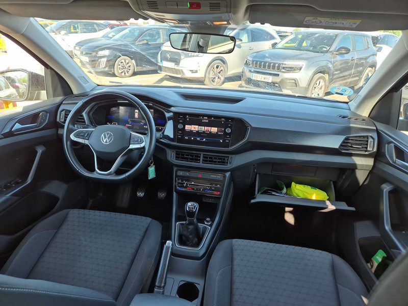 Foto Volkswagen T-CROSS 26