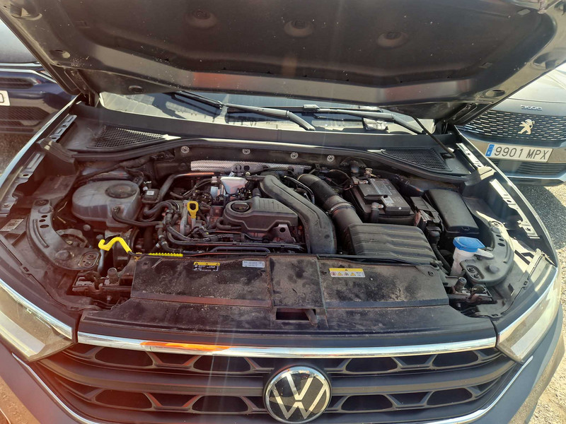 Foto Volkswagen T-Roc 11