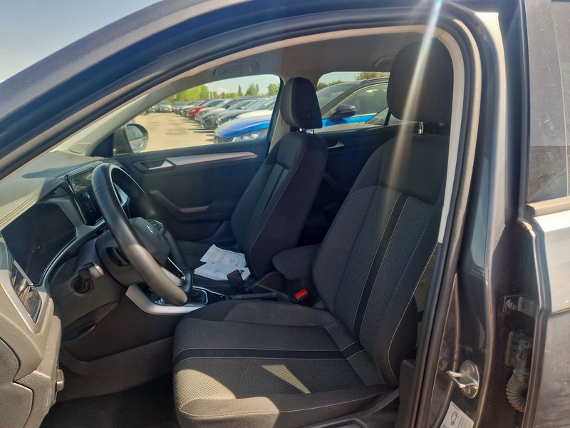 Foto Volkswagen T-Roc 12