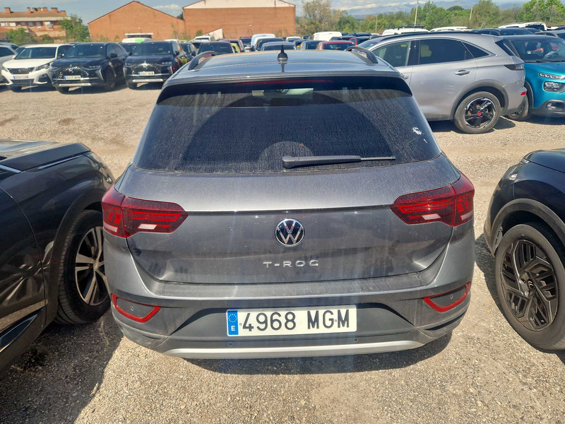 Foto Volkswagen T-Roc 15
